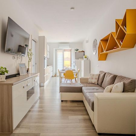 Marina Centro Citta In Pieno Centro Storico Apartment Cagliari Bagian luar foto